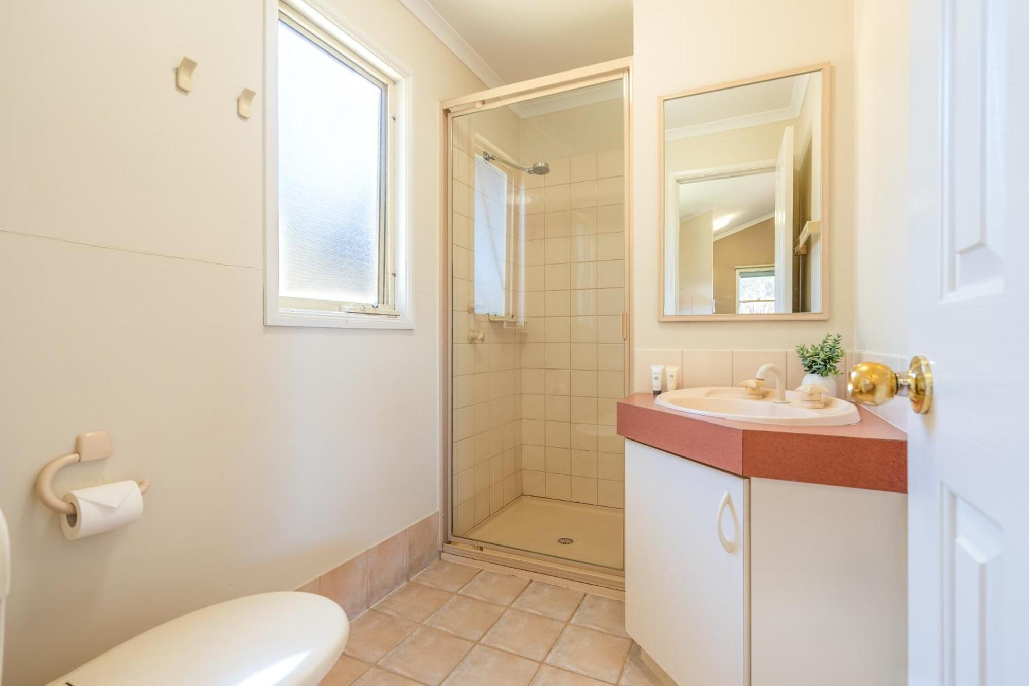 Tasman Holiday Parks - Albany Room photo