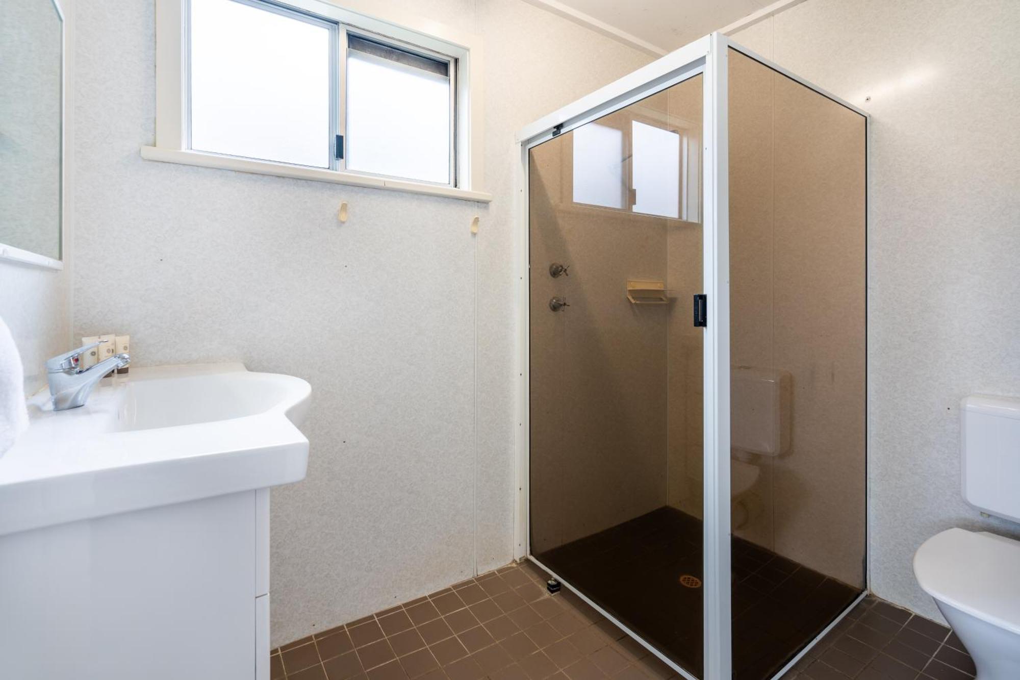 Tasman Holiday Parks - Albany Room photo